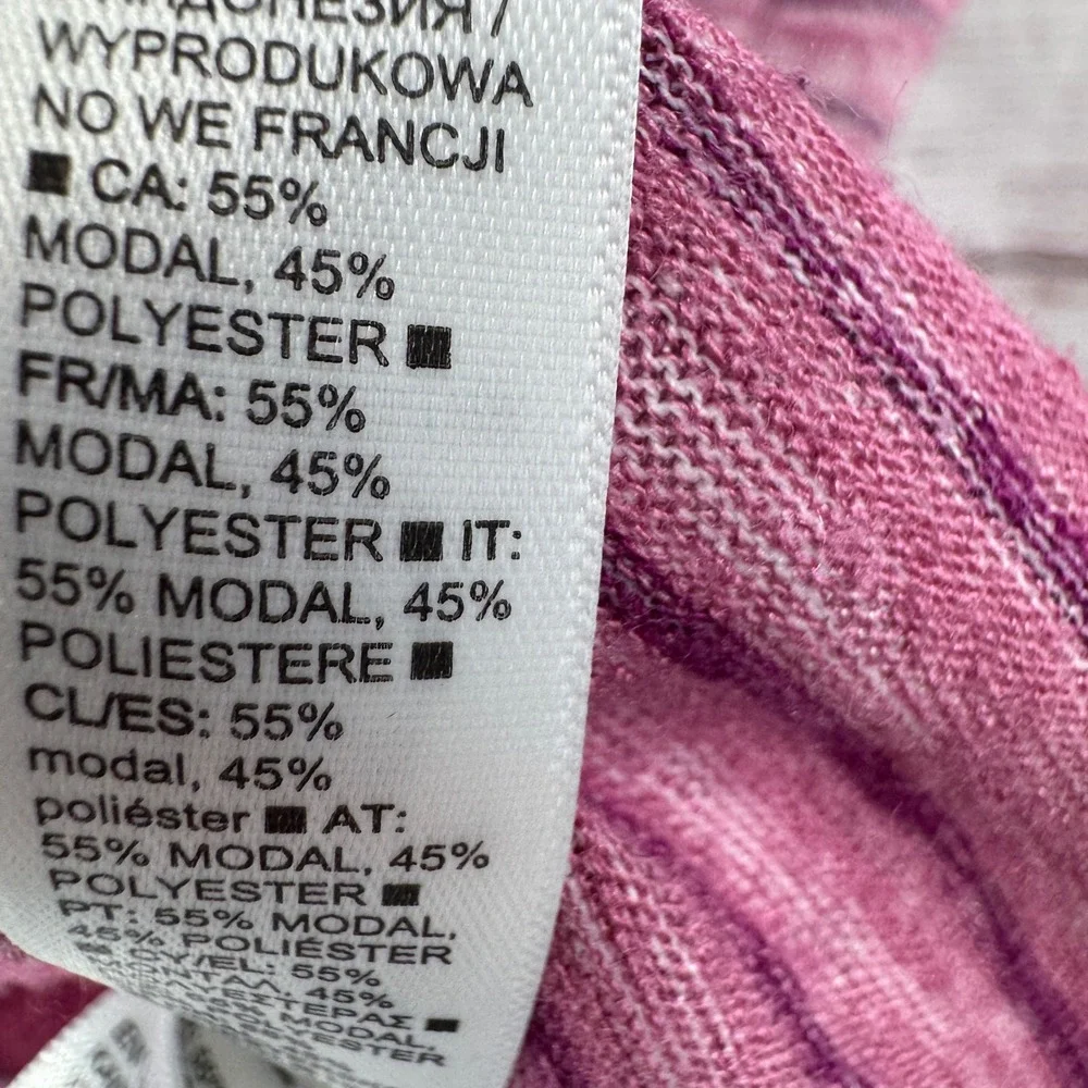 Athleta Shirt Size‎ Small Breezy Scoop V Neck Tee Heathered Pink Striped Casual